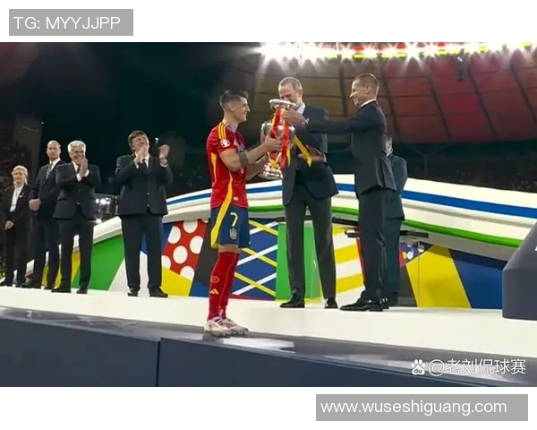 西班牙队与意大利的巅峰对决谁能在足球场上笑到最后